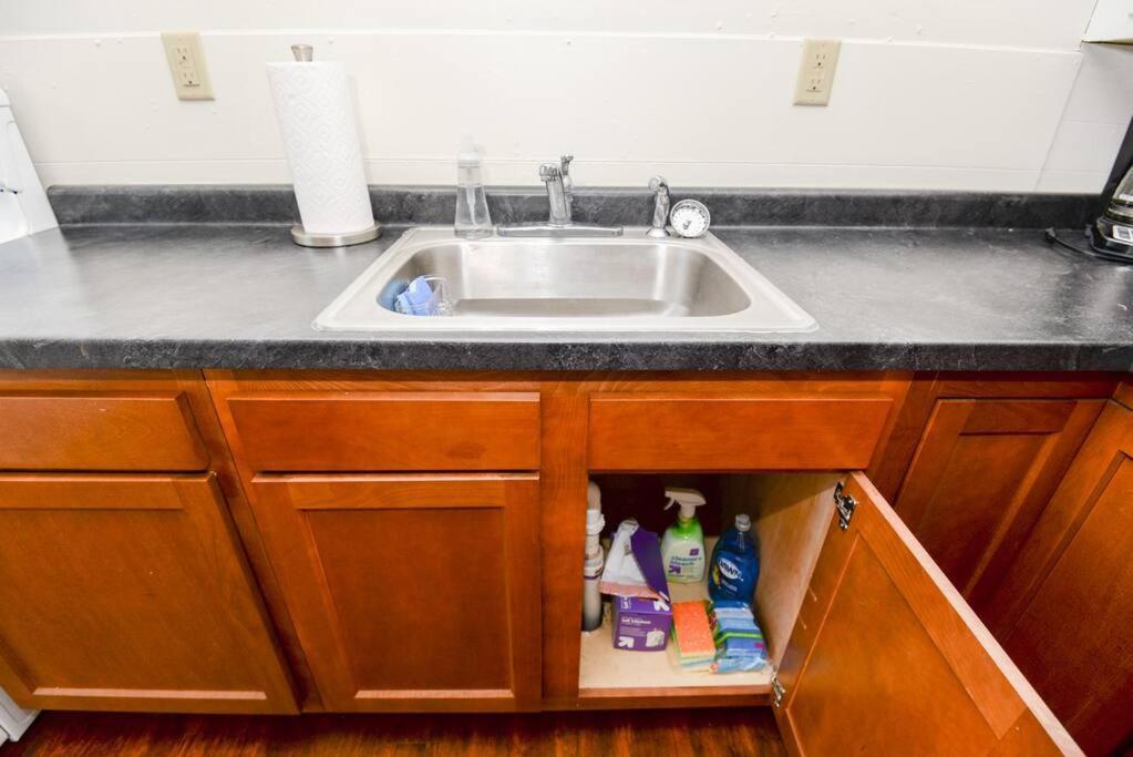 2 Bedroom Apartment Near Ndsu And Downtown Fargo Luaran gambar