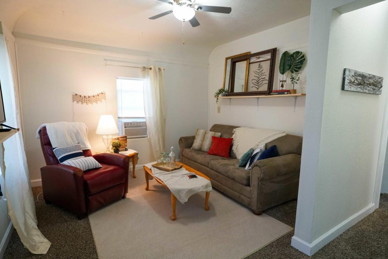 2 Bedroom Apartment Near Ndsu And Downtown Fargo Luaran gambar
