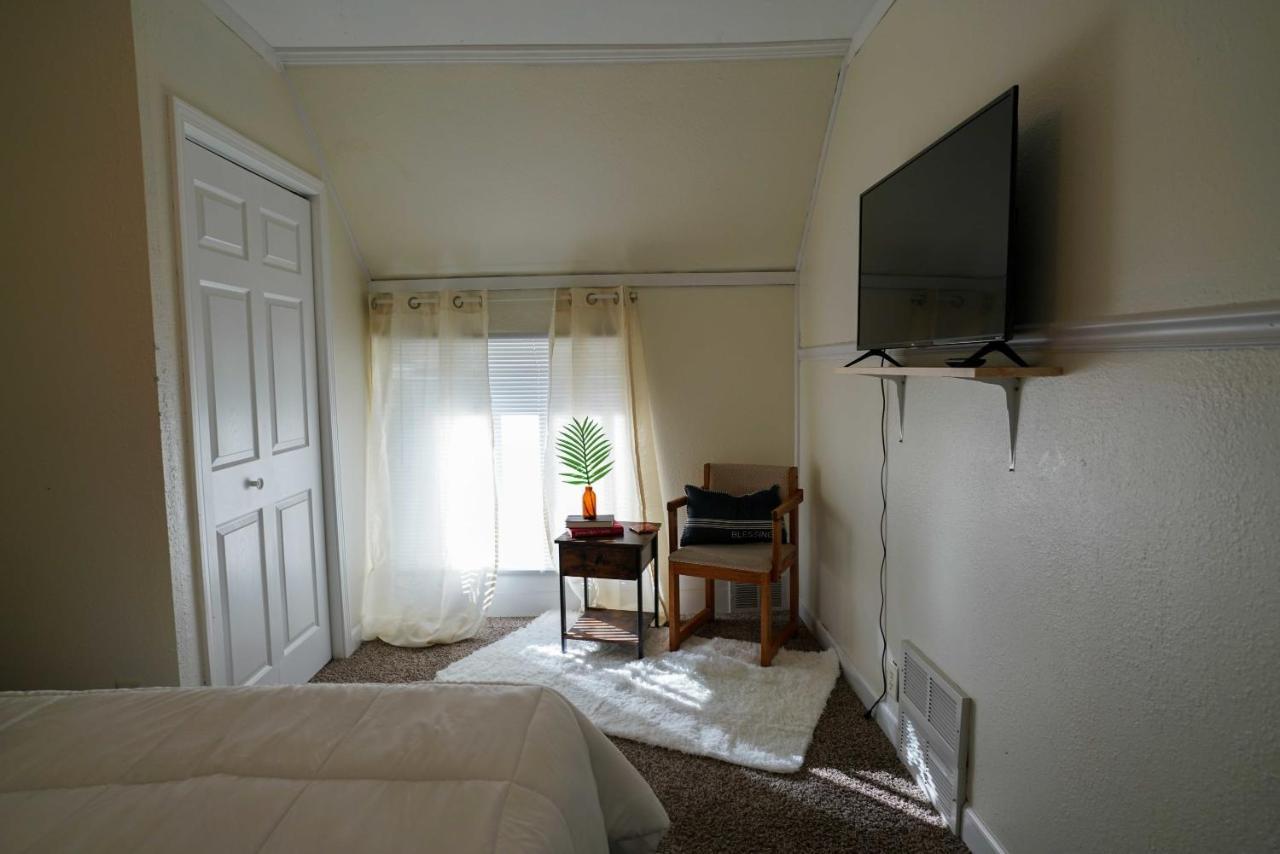 2 Bedroom Apartment Near Ndsu And Downtown Fargo Luaran gambar